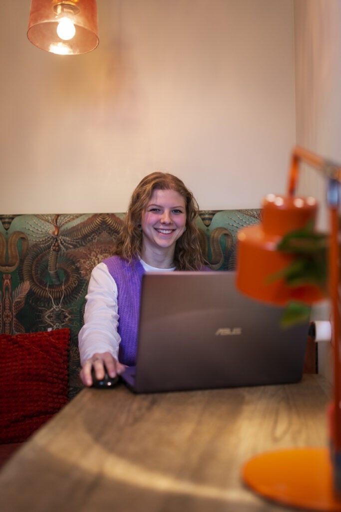 Jodi roerdink | JR | Website strateeg /| Nijmegen